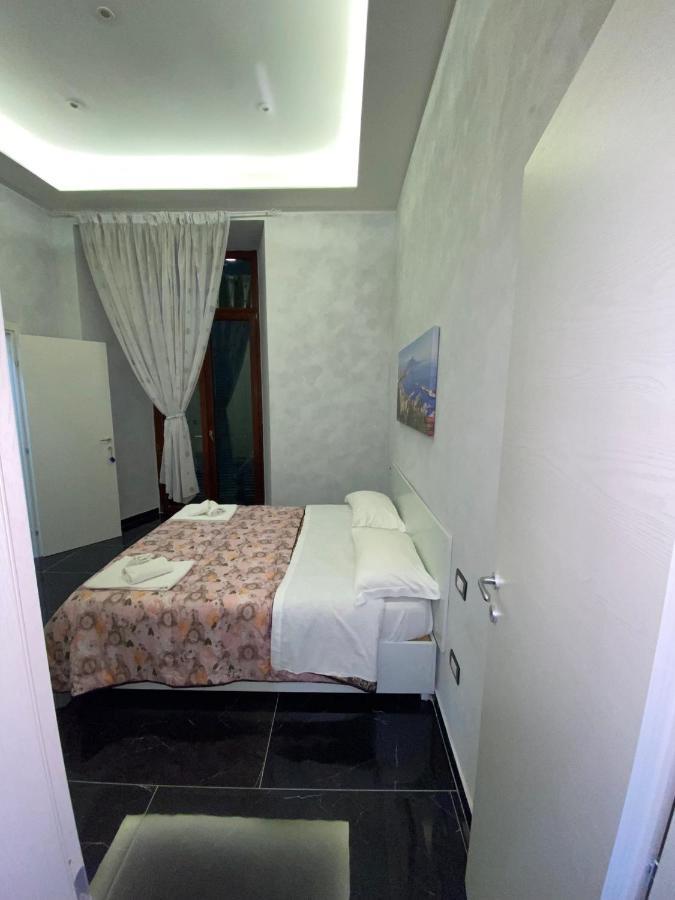 Savastano House Hotel Napoli Ngoại thất bức ảnh
