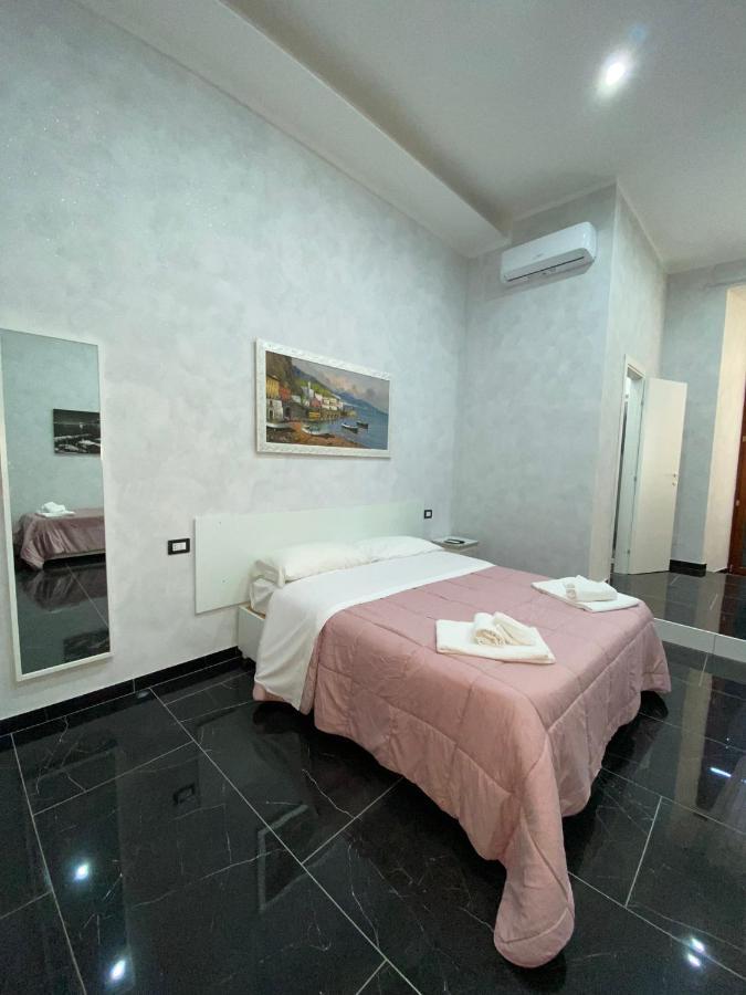 Savastano House Hotel Napoli Ngoại thất bức ảnh