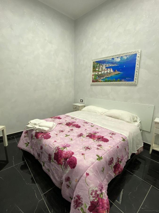 Savastano House Hotel Napoli Ngoại thất bức ảnh