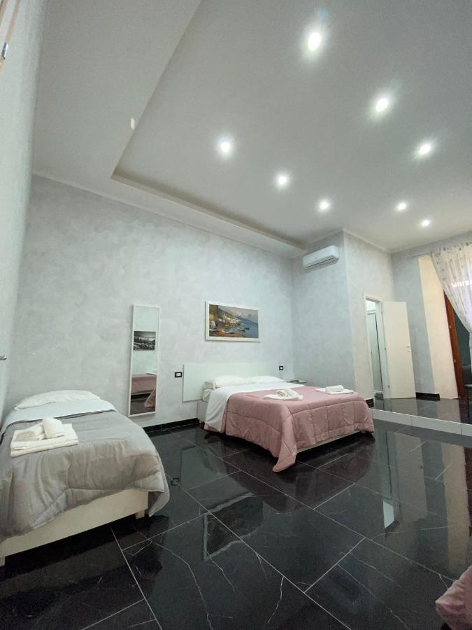 Savastano House Hotel Napoli Ngoại thất bức ảnh